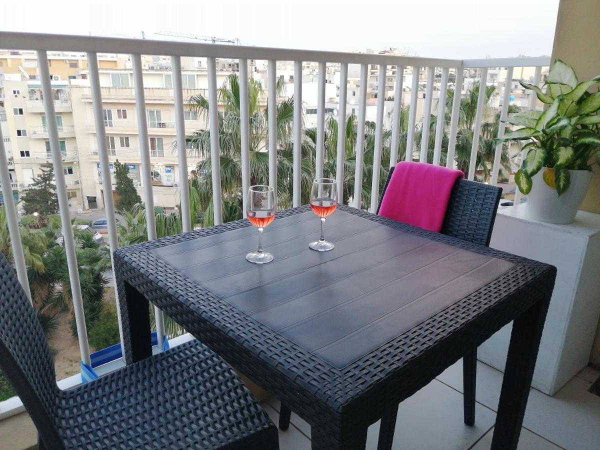 Seabreeze Apartment St. Paul's Bay Exterior photo